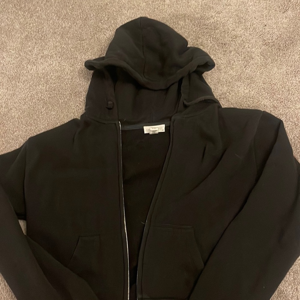 Cropped black zip up